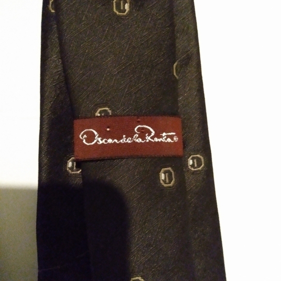 4 Silk Ties, Claybrooke, Gino Pompeii, Stafford, Oscar De La Renta, pre-owned - Picture 7 of 8